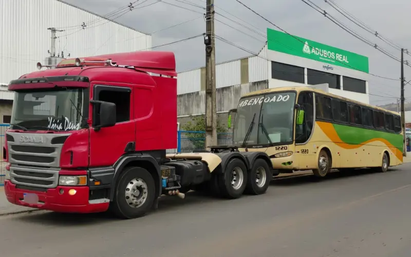 Guincho de ônibus GTA